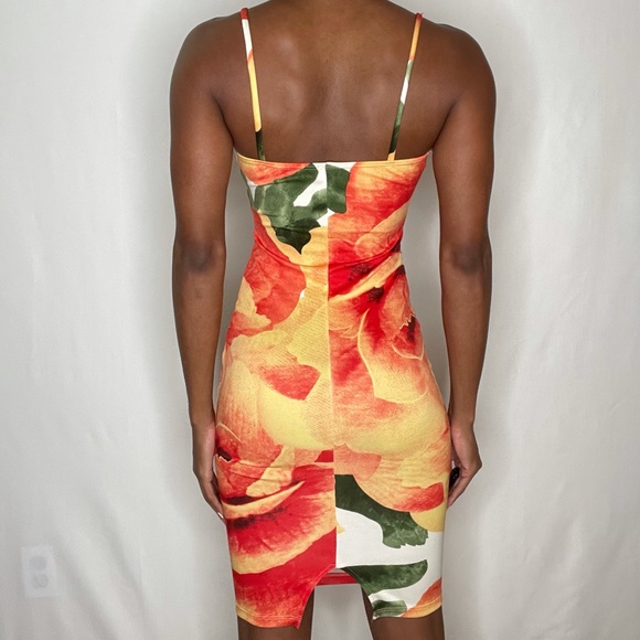 Floral Bodycon Dress - Picture 2 of 5
